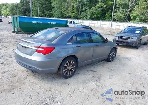 2013 Chrysler 200 Touring из США, поврежденный, VIN 1C3CCBBB1DN525628